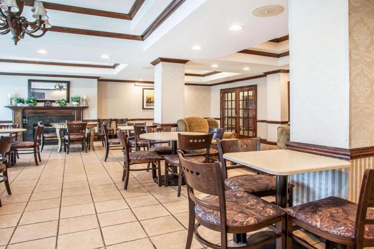 فندق كومفورت إن آند سويتس Carneys Point المظهر الخارجي الصورة